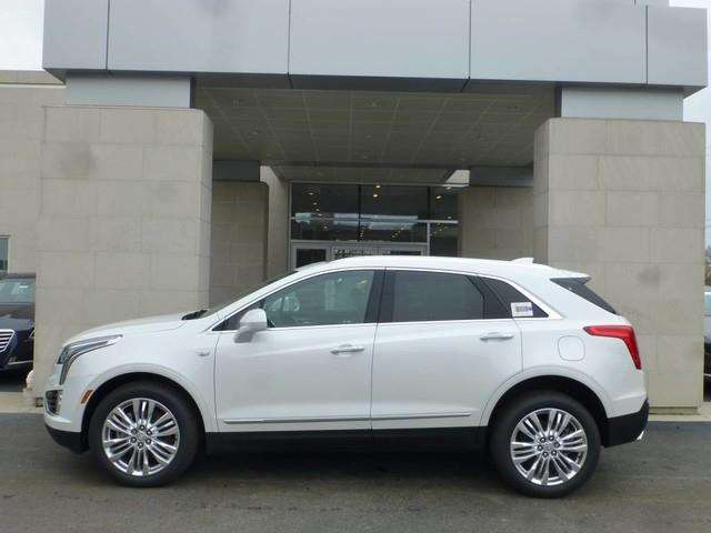 2017 Cadillac XT5 Premium Luxury 4dr SUV